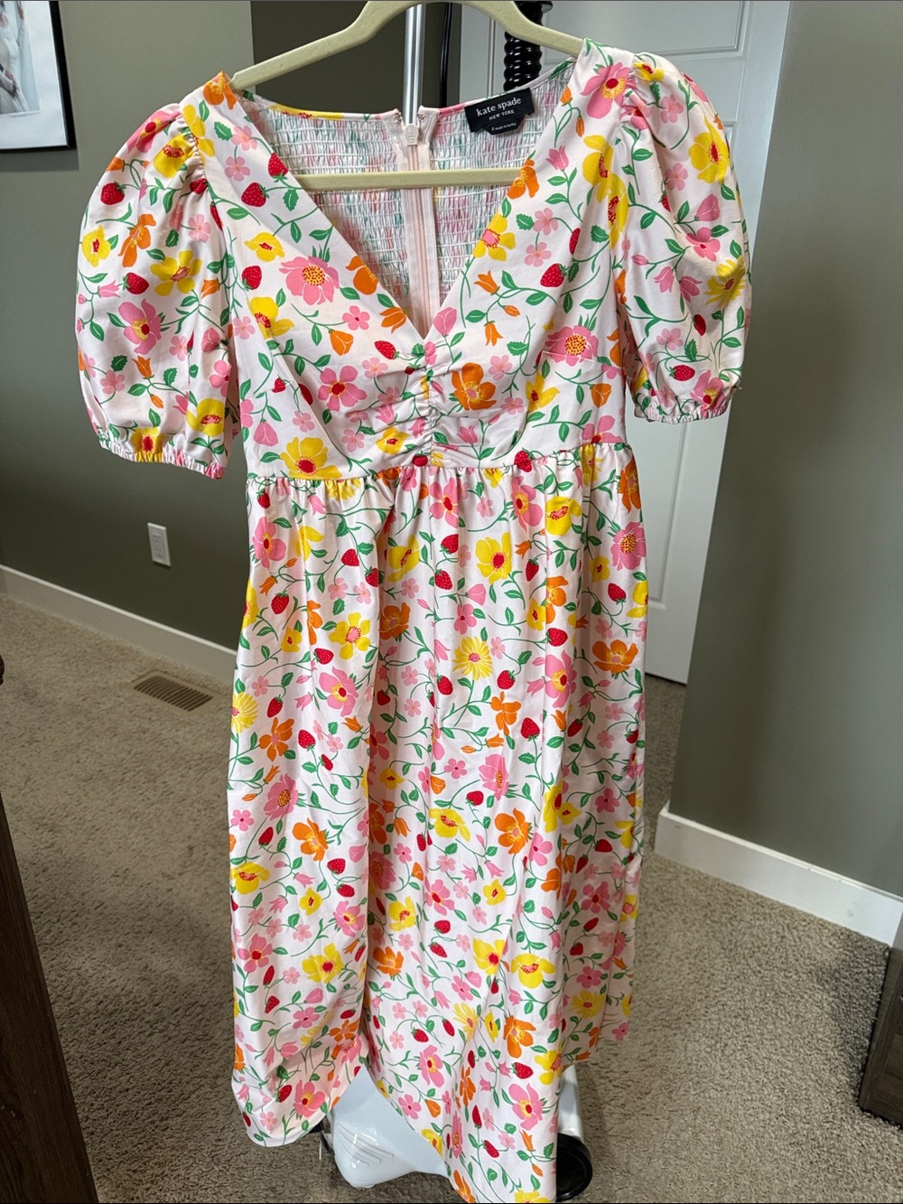 kate spade White Floral Puff Sleeve V-Neck Dress - Picture 2 of 5